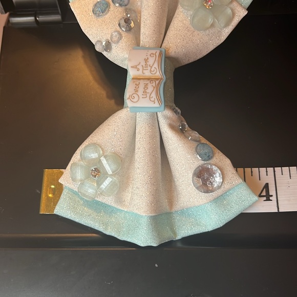 Cinderella double bow - Picture 4 of 4